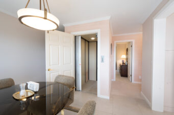 4228 Rockridge Crescent